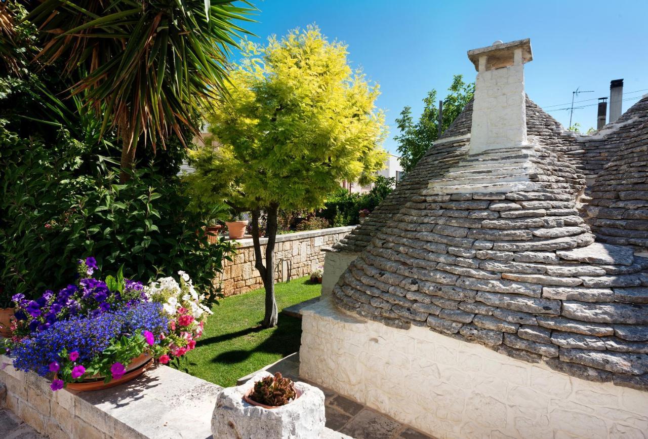 مبيت وإفطار ألبيروبيللو Trullo Giardino Fiorito المظهر الخارجي الصورة