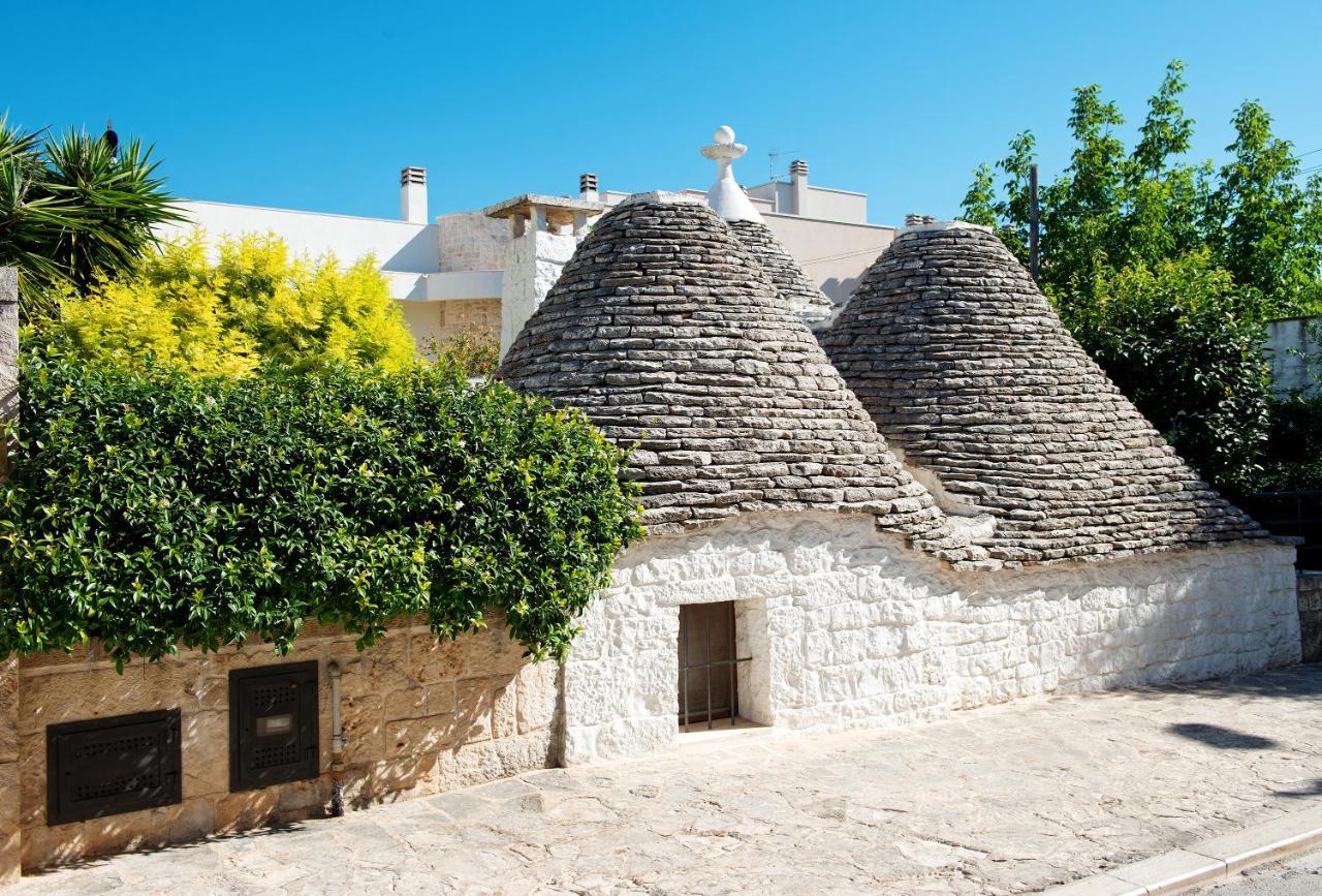 مبيت وإفطار ألبيروبيللو Trullo Giardino Fiorito المظهر الخارجي الصورة